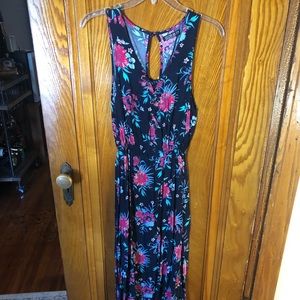 Floral Maxi Dress - medium